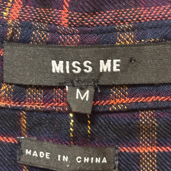 Miss Me Women's Plaid Button Down Shirt size medium - Picture 4 of 9